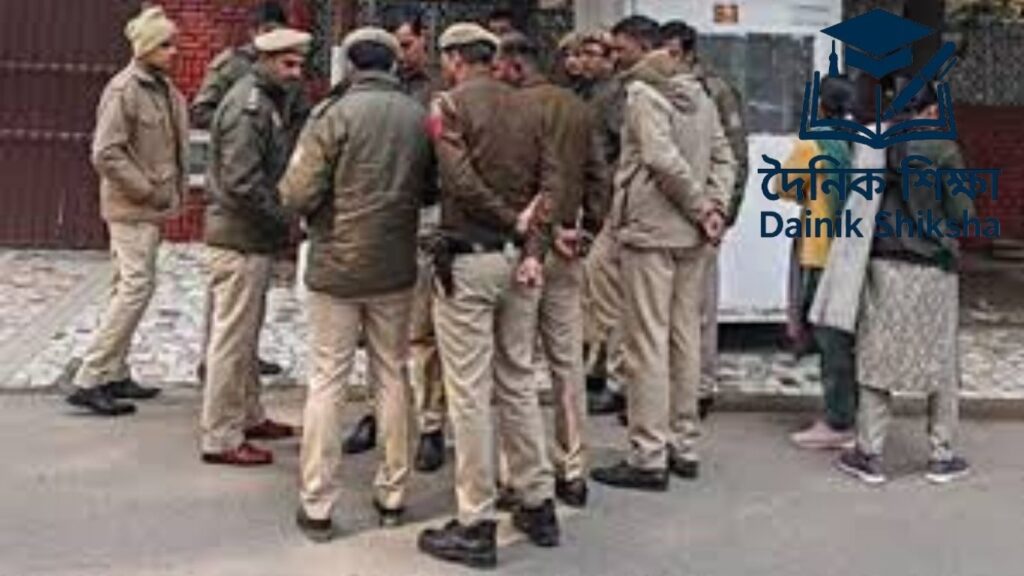 পরীক্ষায় বসতে না দেয়ায় ছাত্র নিজেকে আগুন দিলেন পরীক্ষায় বসতে না দেয়ায় ছাত্র নিজেকে আগুন দিলেন